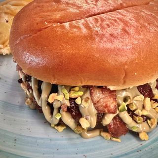 Smash & Pistach Burger