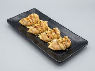 Gyozas de Gambas & Pistacho