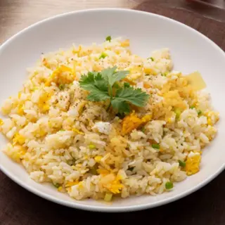 37. Arroz Frito Con Huevos