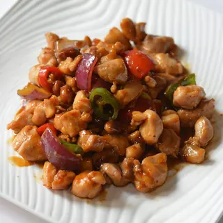 81. Pollo Gon Bao