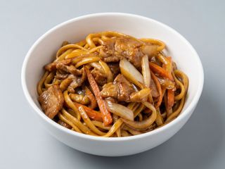 Tallarines Fritos Con Cerdo