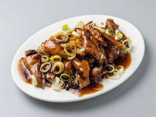 1/2 Pollo Con Salsa Al Estilo Chino