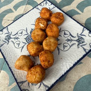 Mini Croquetas de queso azul