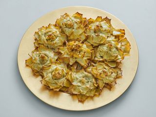 Flores De Alcachofas Con Sal Maldón