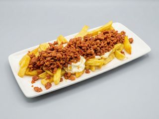 Huevos Rotos Con Picadillo De Chorizo