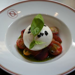 Creamy Burrata con Tomate