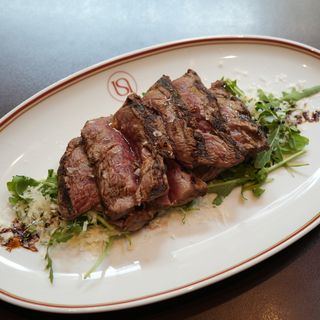 Tagliata De Solomillo Al Romero