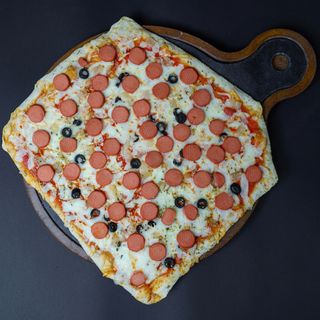 Pizza Frankfurt (Individual)