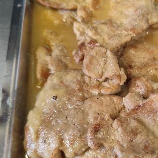 Tapa solomillo al vino blanco