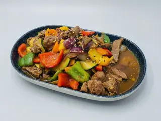 Wok solomillo