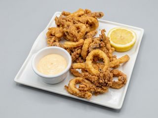 Calamares BRAVOS (salsa aparte)