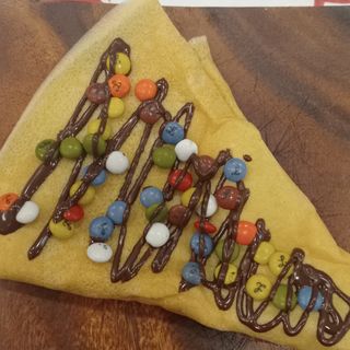 Crepe De Color Full Con Lacasitos (1 Ud.)