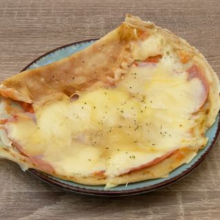 Crepes salado York, queso y tomate