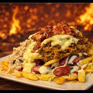 Salchipapa de la Casa (A partir de las 7.00PM)