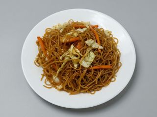 Fideo Chino Frito Con Ternera