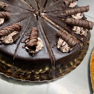 PORCIÓN MUERTE POR CHOCOLATE