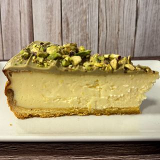 Tarta de queso con pistacho