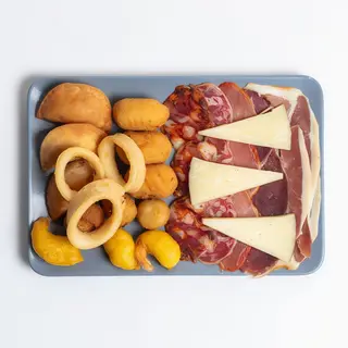 Tapa De Entremeses Fríos Y Calientes