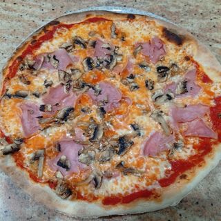 Prociutto I Funghi (33 Cm.)