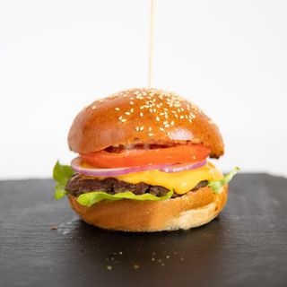 Cheeseburger (130 G.)