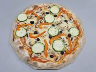 Pizza Vegetariana (Mediana)