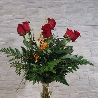 RAMO DE 6 ROSAS DE SAN JORDI