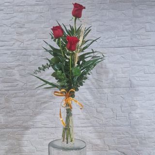 3 ROSAS DE  SAN JORDI CON VIOLETERO