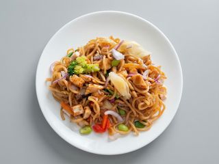 7. Yakisoba De Verdura