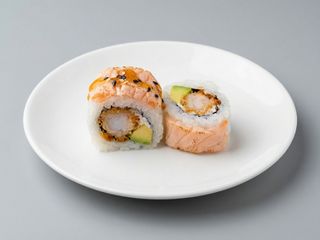 M-29C Roll salmon tataki