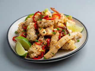 Calamares Con Salsa Picante Szechuan