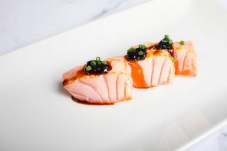 19-Tataki De Salmón (9 Pzs.)