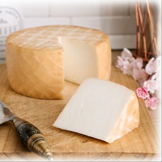 Queso semicurado Ahumado cabra ( 0,200gr )