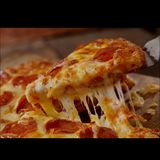 Pizza Con Peproni (Mediana)