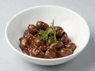 Caracoles Al Mole Poblano