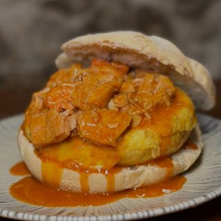 Bocadillo Tortilla con callos