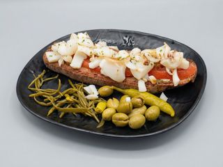 PA AMB OLI SERRANO QUESO
