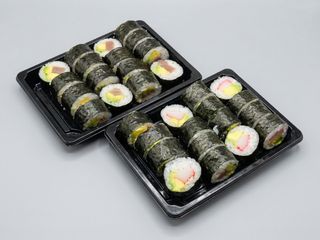 Futomaki De Surimi y Aguacate (8 Uds.)
