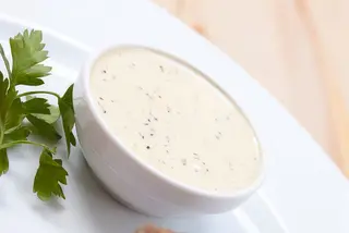 Salsa de ajo y parmesano