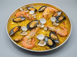Paella de marisco para 2 personas