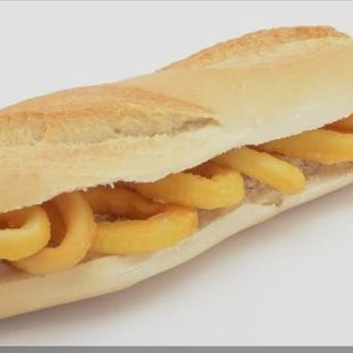 Bocadillo De Calamares Con Mayonesa