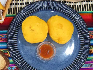 Papa Rellena de Lechona