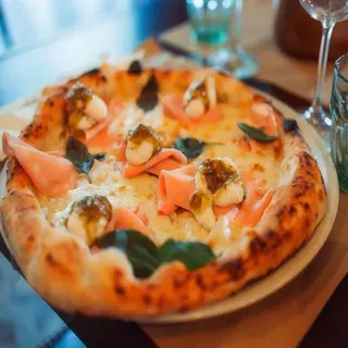 Pizza Mortadella (28 Cm.)