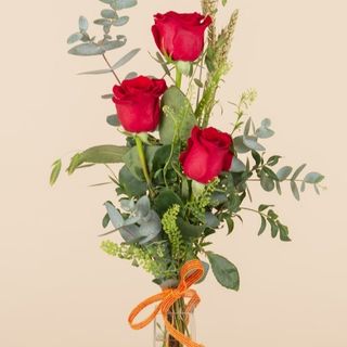 3 Rosas rojas