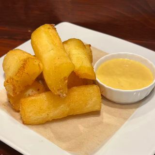 Yucas Fritas