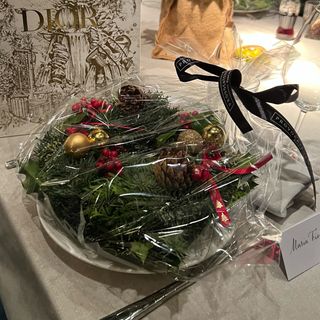 Corona navideña natural