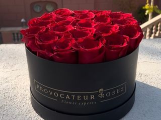 Luxury Provocateur roses box