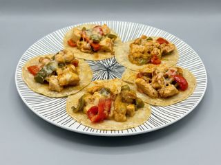 Fajitas de pollo con queso SIN GLUTEN , NO pica nada de nada.