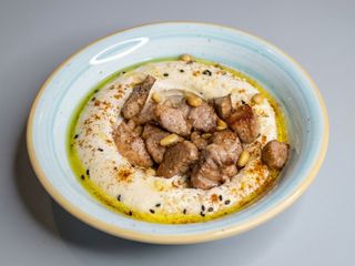 Hummus Kawarmah