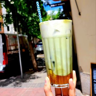 Iced Mango Matcha
