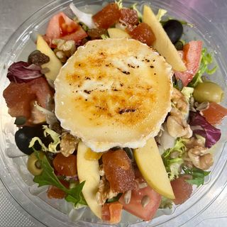 Amanida de formatge de cabra